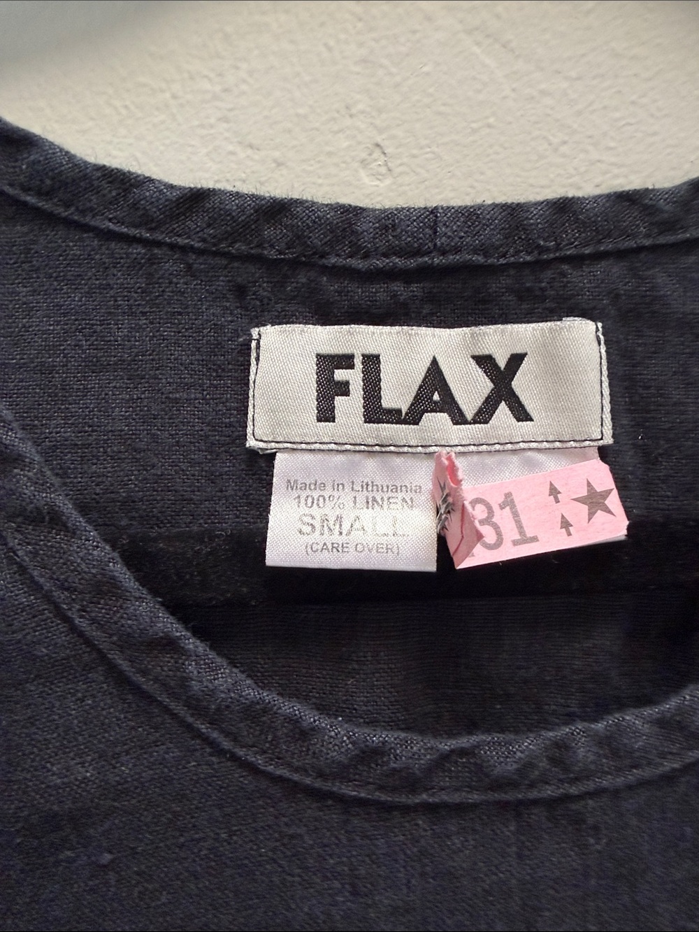 Flax Black Linen Scoop-Neck Tank - Picture 3 of 4